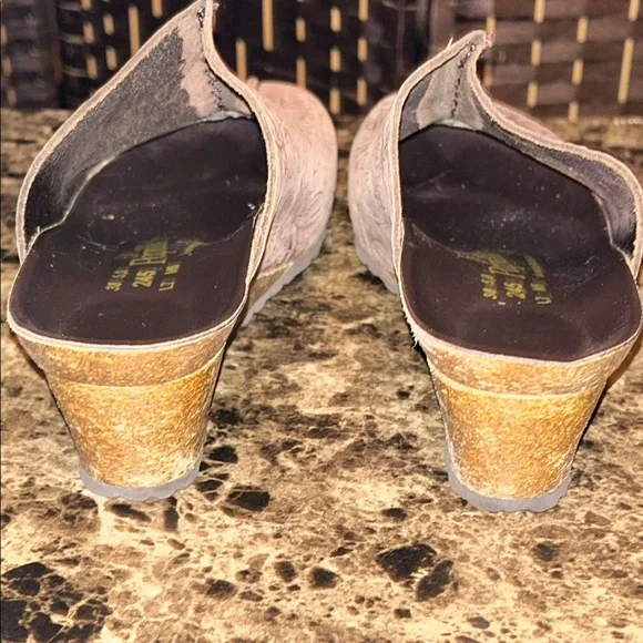 Papillio by Birkenstock Brown Embossed Slip-On Shoes size 7 - Picture 13 of 13